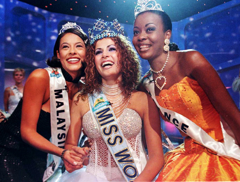 Abargil, cuando fue coronada Miss Mundo.