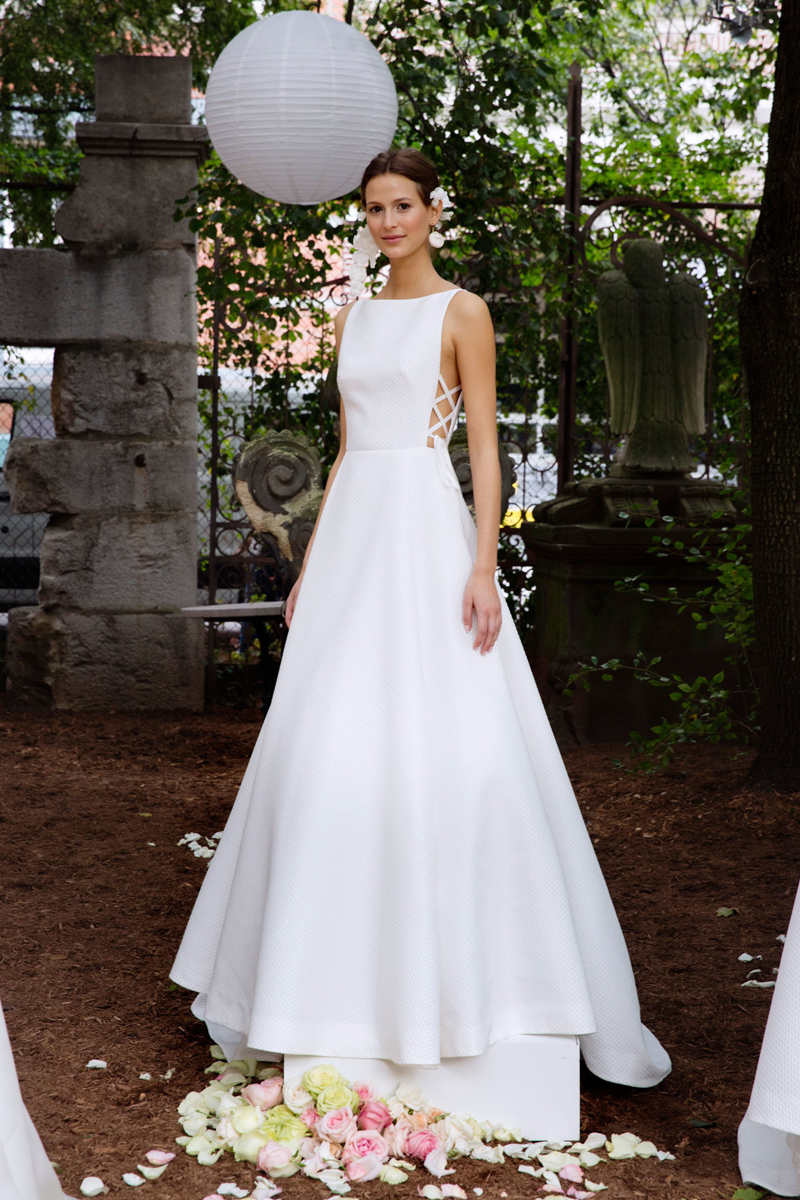Los 30 vestidos de novia más espectaculares de la 'bridal week' de Nueva York | Moda, Pasarela | S Moda