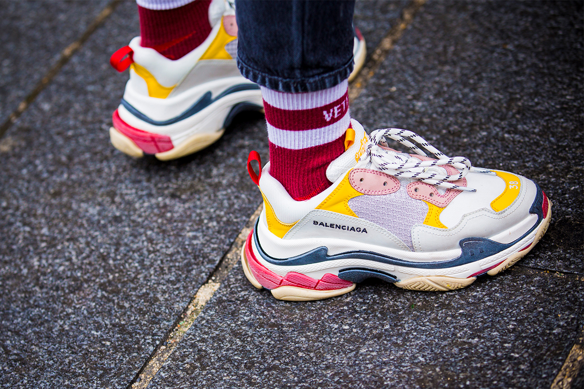 Las zapatillas 'de padre' invaden las calles de París | Actualidad, Moda | S Moda PAÍS