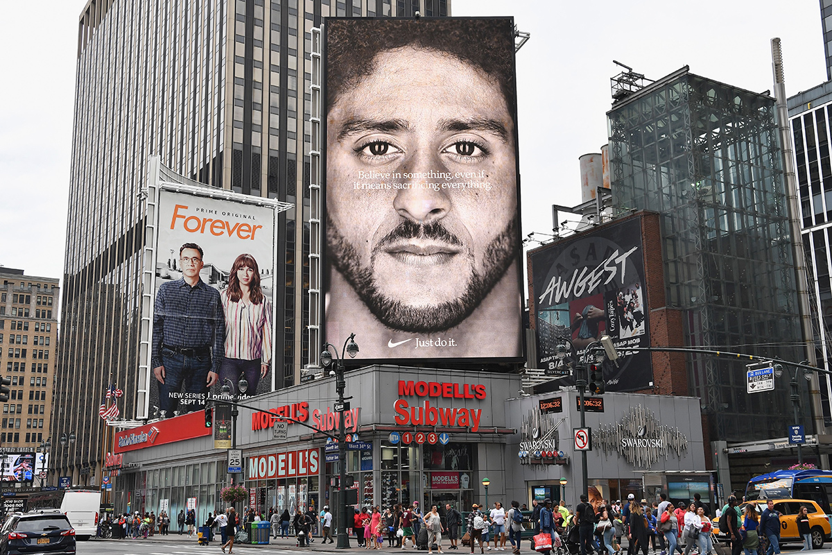 Orgullo programa resumen Récord en Nike pese al boicot: gana 5.000 millones con su campaña  antirracista