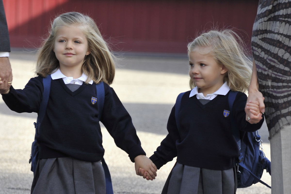Debería prohibirse la falda del uniforme escolar para a nuevos tiempos"?