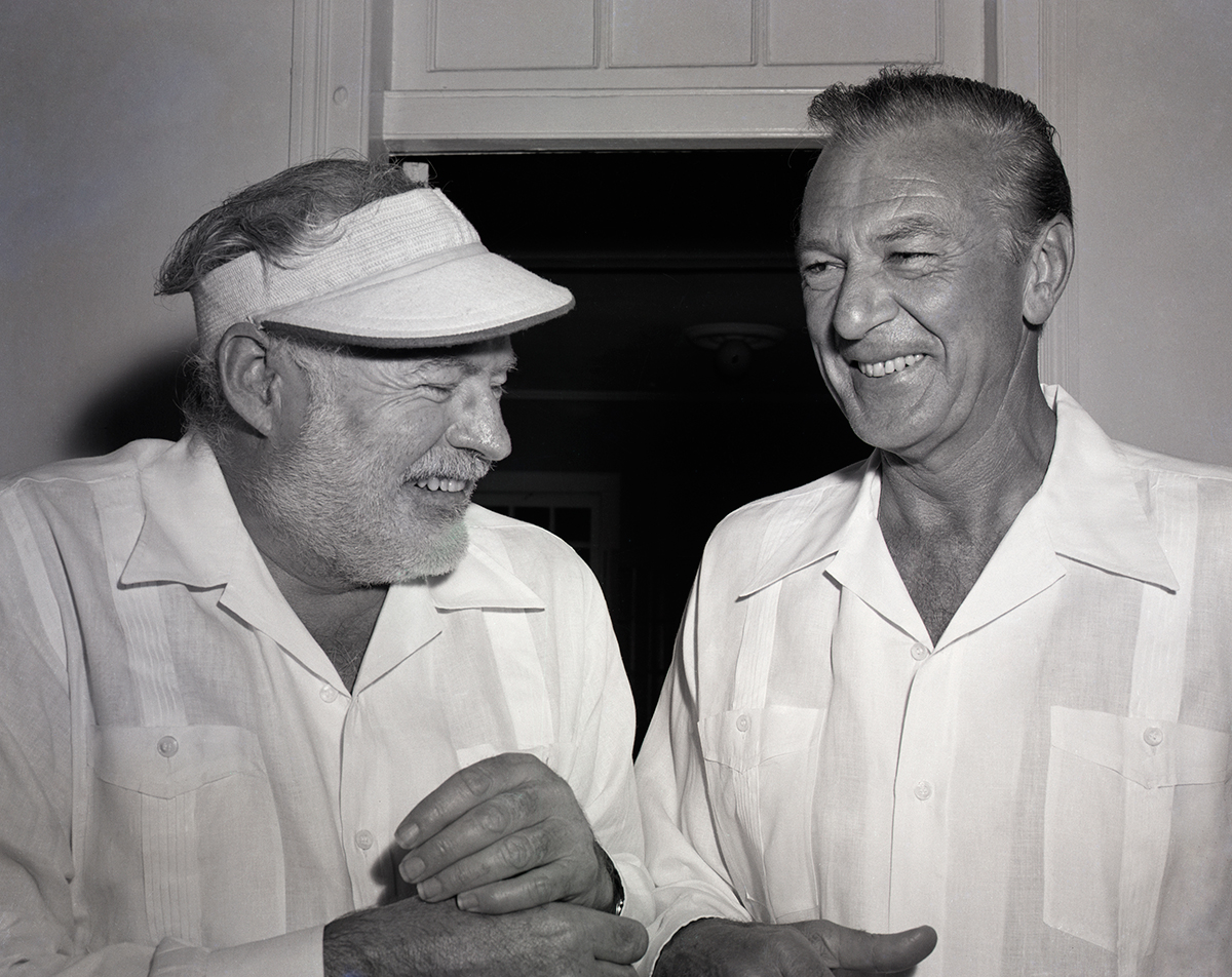 Ernest Hemingway y Gary Cooper