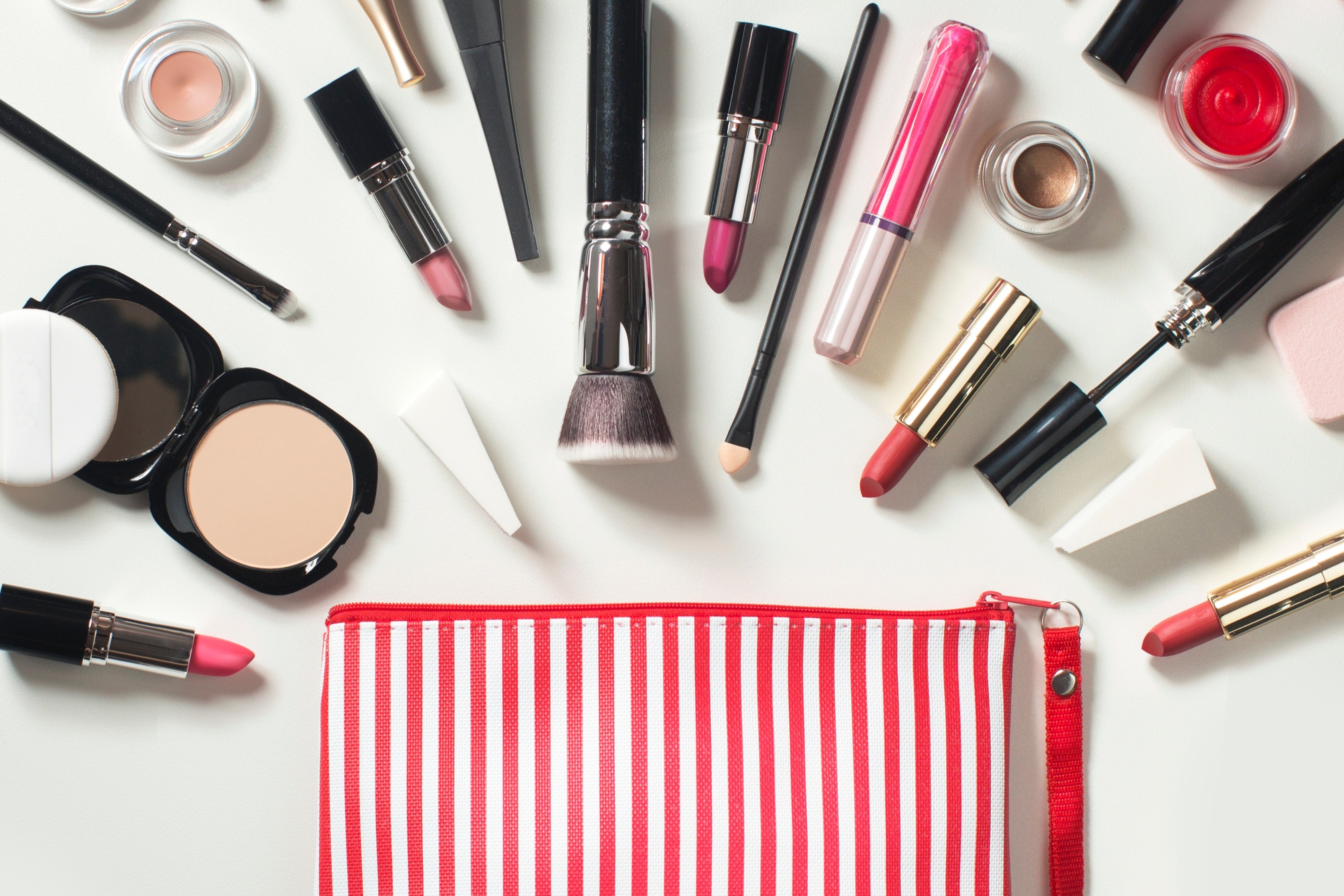 Así debes desinfectar tu neceser de maquillaje (y cada producto) | Belleza,  Maquillaje | S Moda EL PAÍS