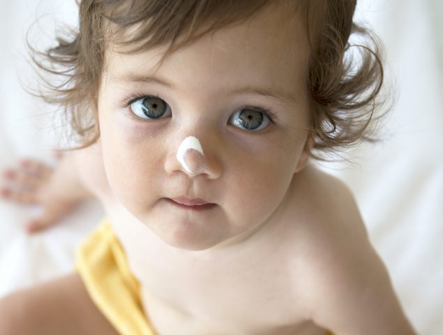 Los siete usos cosméticos de las cremas de bebé más vendidas en farmacia |  Belleza | S Moda EL PAÍS