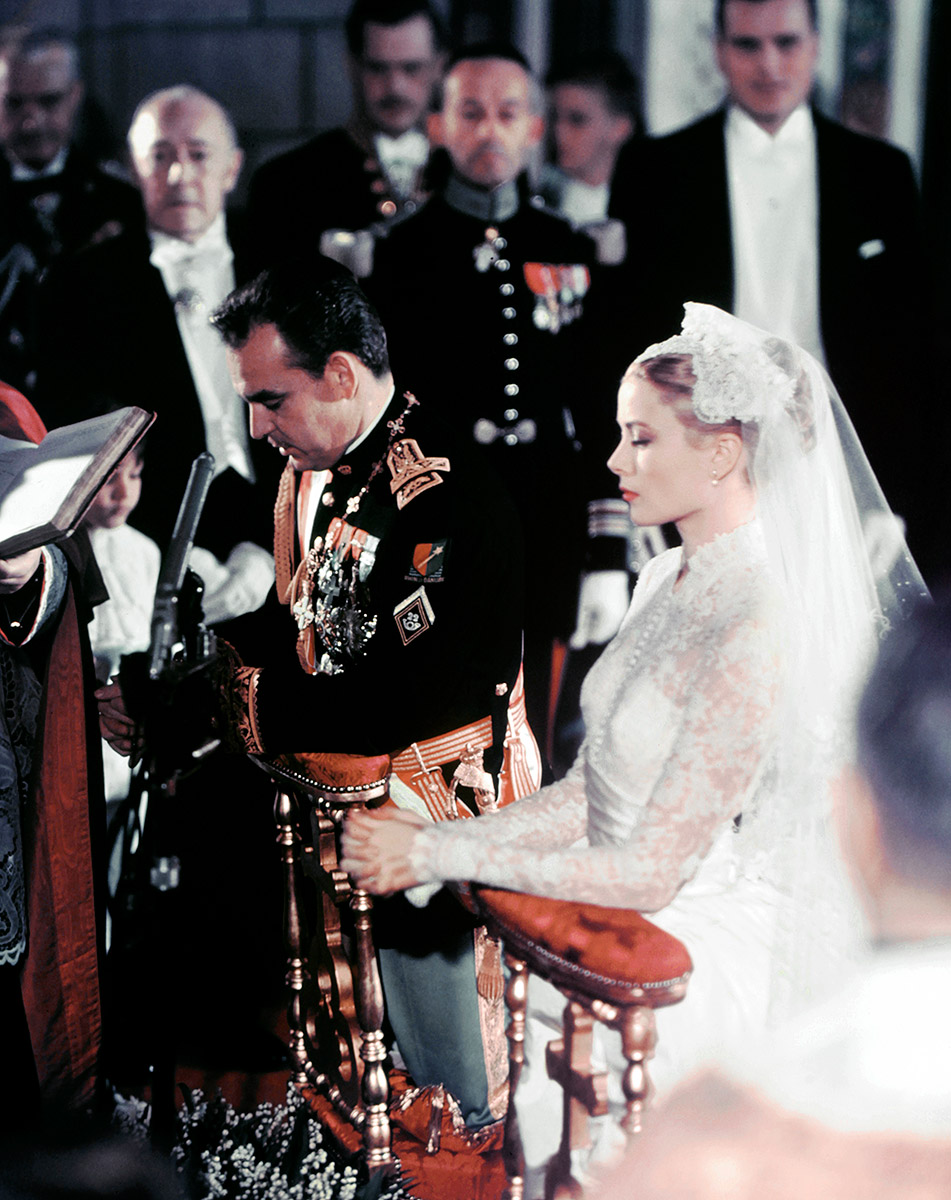 Grace Kelly y Rainiero de Mónaco: historia de la boda que estuvo a punto de  no celebrarse por culpa de una plancha | Celebrities, Vips | S Moda EL PAÍS