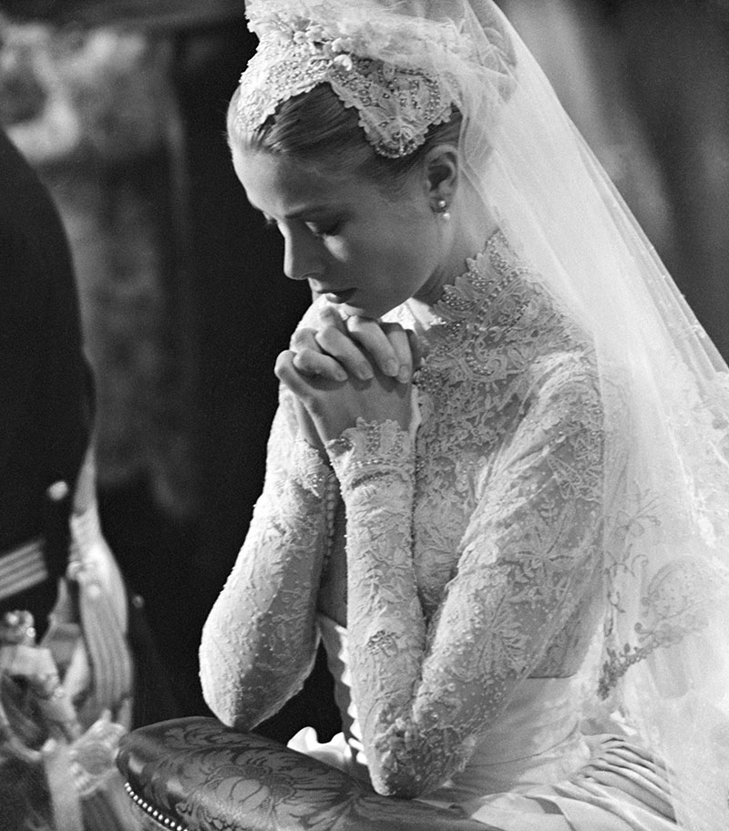Grace Kelly fue la novia de Occidente: así se hizo el vestido más deseado del siglo XX
