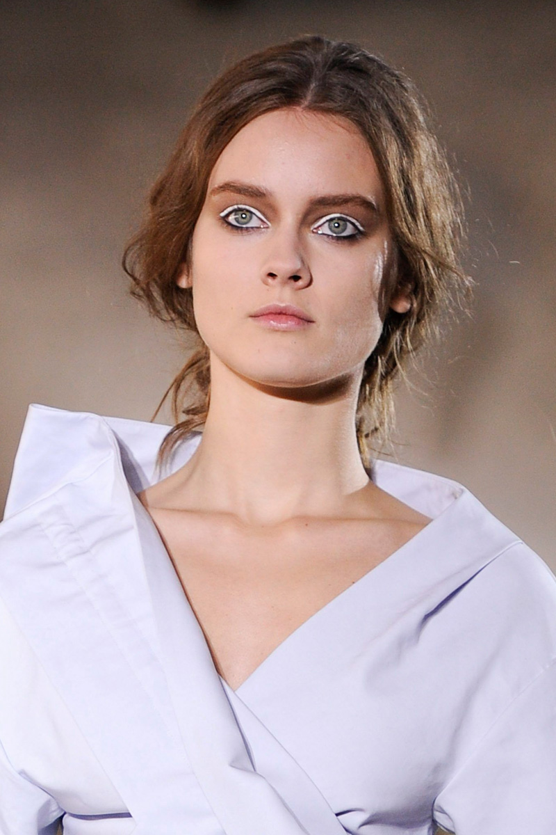 El maquillaje de la Paris Fashion Week para la próxima primavera que podrías llevar ahora