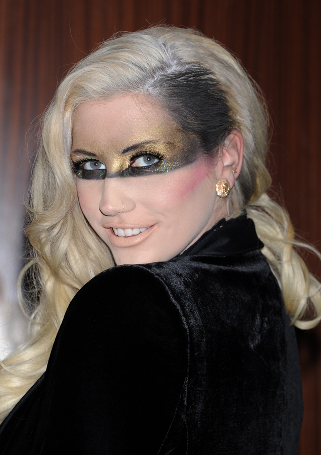 mientras Maldición revista Vota: El maquillaje antifaz de Kesha | Belleza, Maquillaje | S Moda EL PAÍS