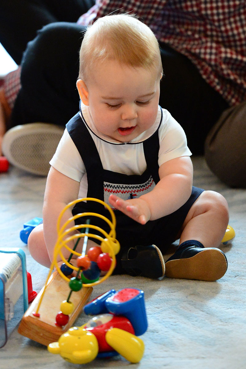 asi ha sido el primer año de vida del principe jorge el bebe mas famoso del mundo